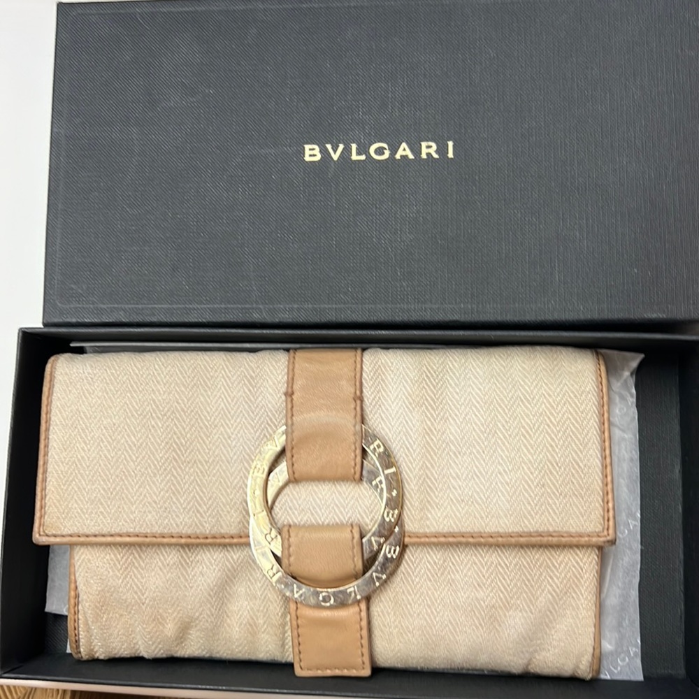 Bvlgari wallet